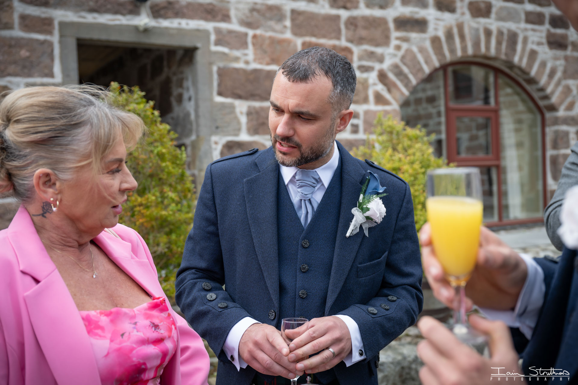 Laura & Neil wedding photograph 26