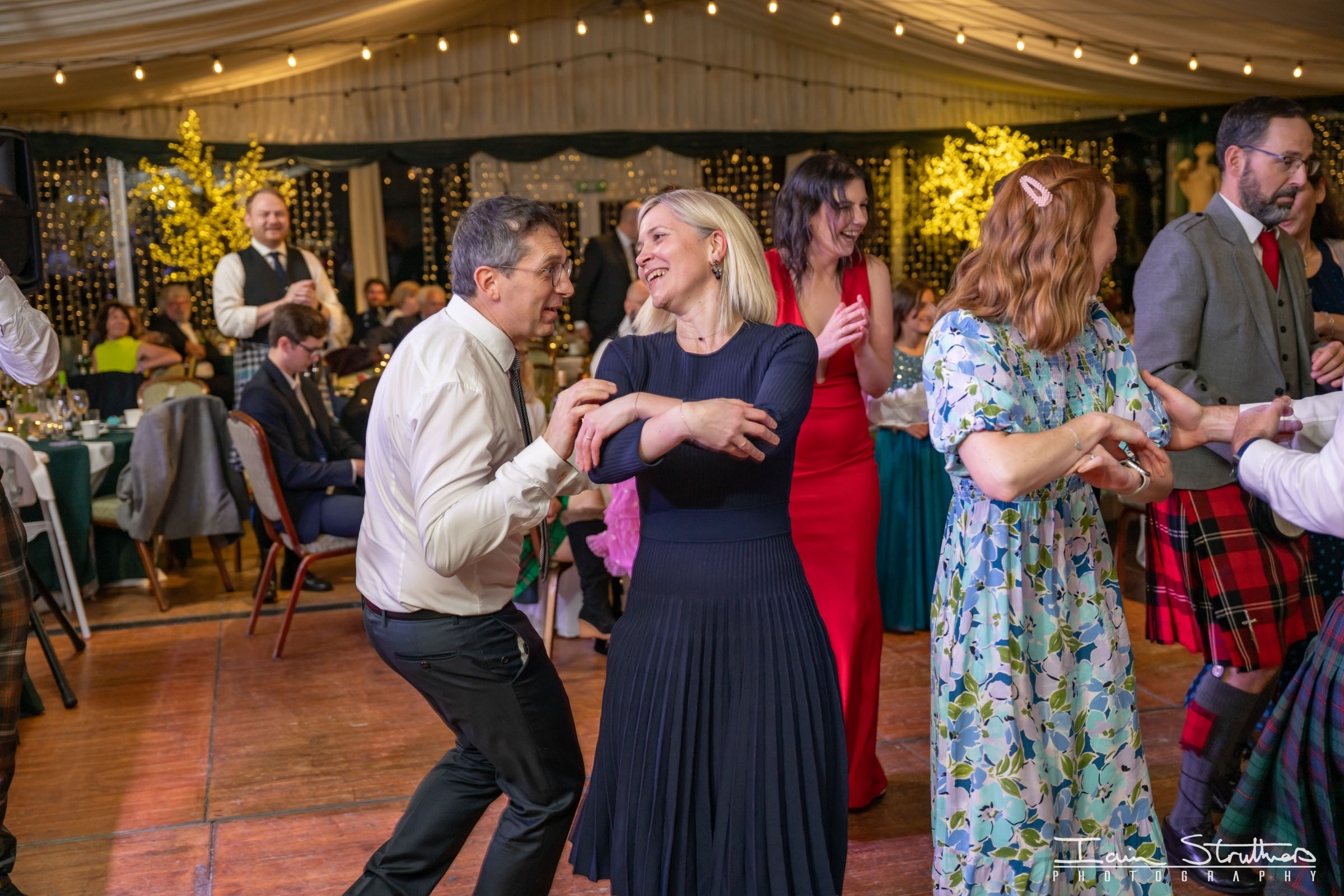 Miriam & Ruaraidh wedding photograph 101