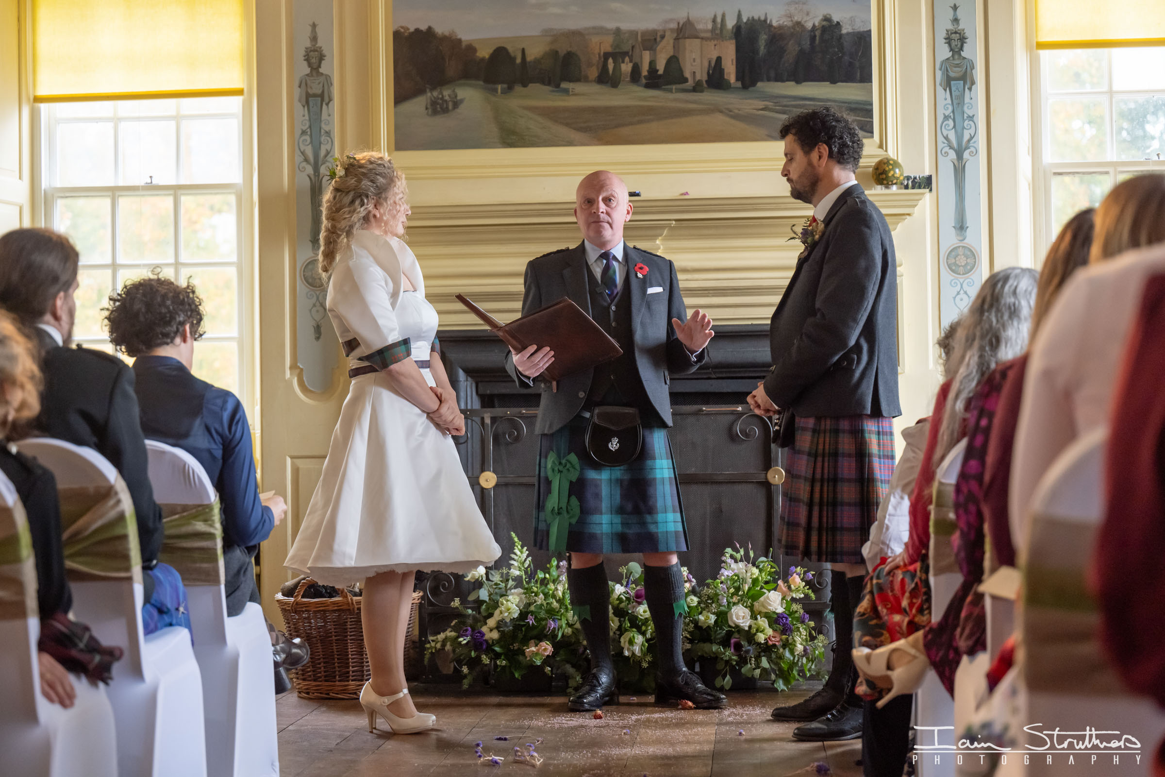 Miriam & Ruaraidh wedding photograph 23