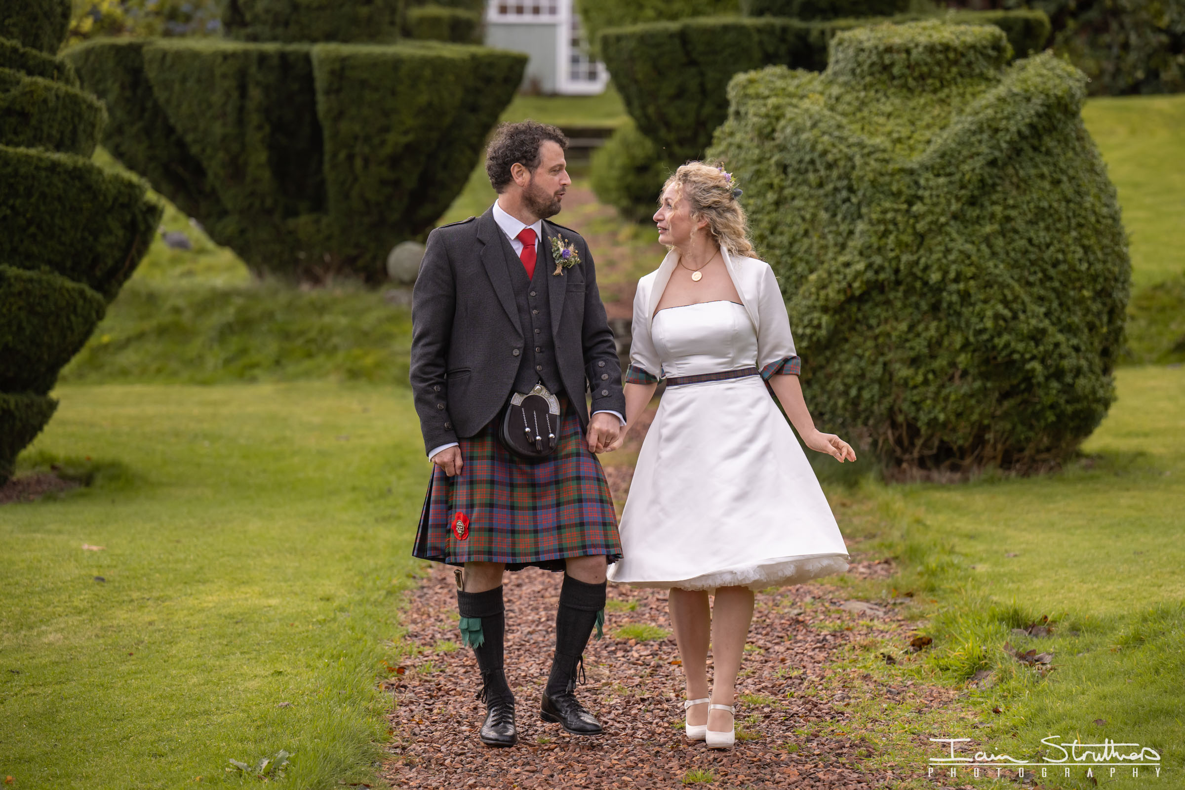 Miriam & Ruaraidh wedding photograph 60