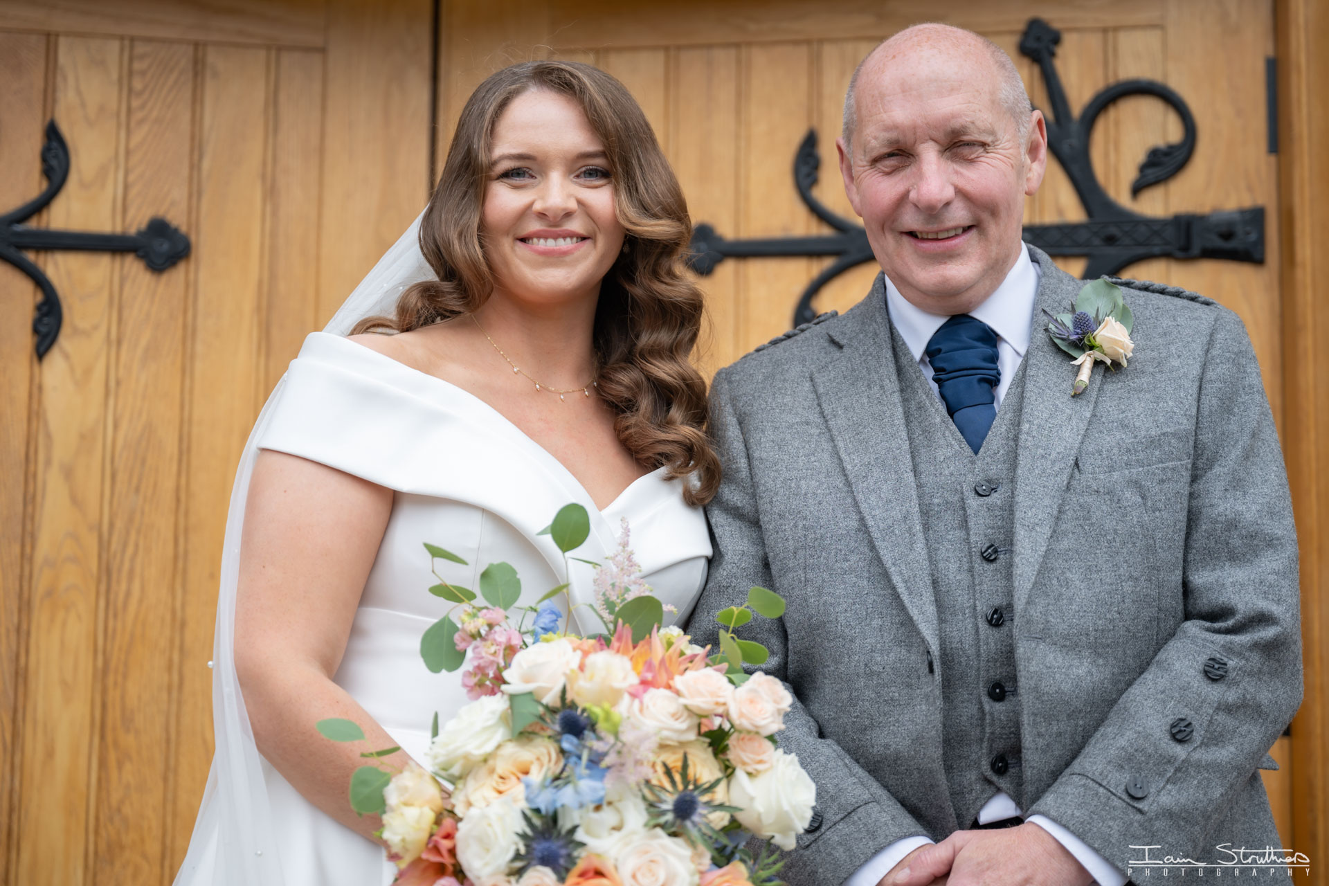 Allana & Paul wedding photograph 17