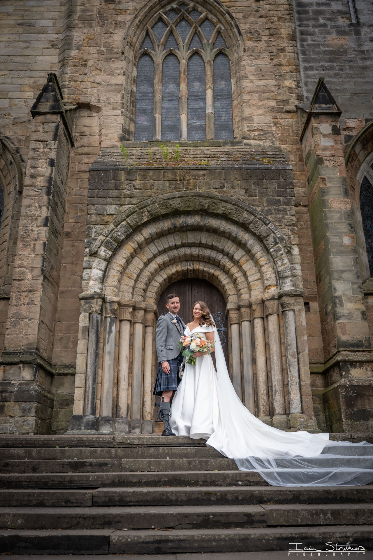 Allana & Paul wedding photograph 34