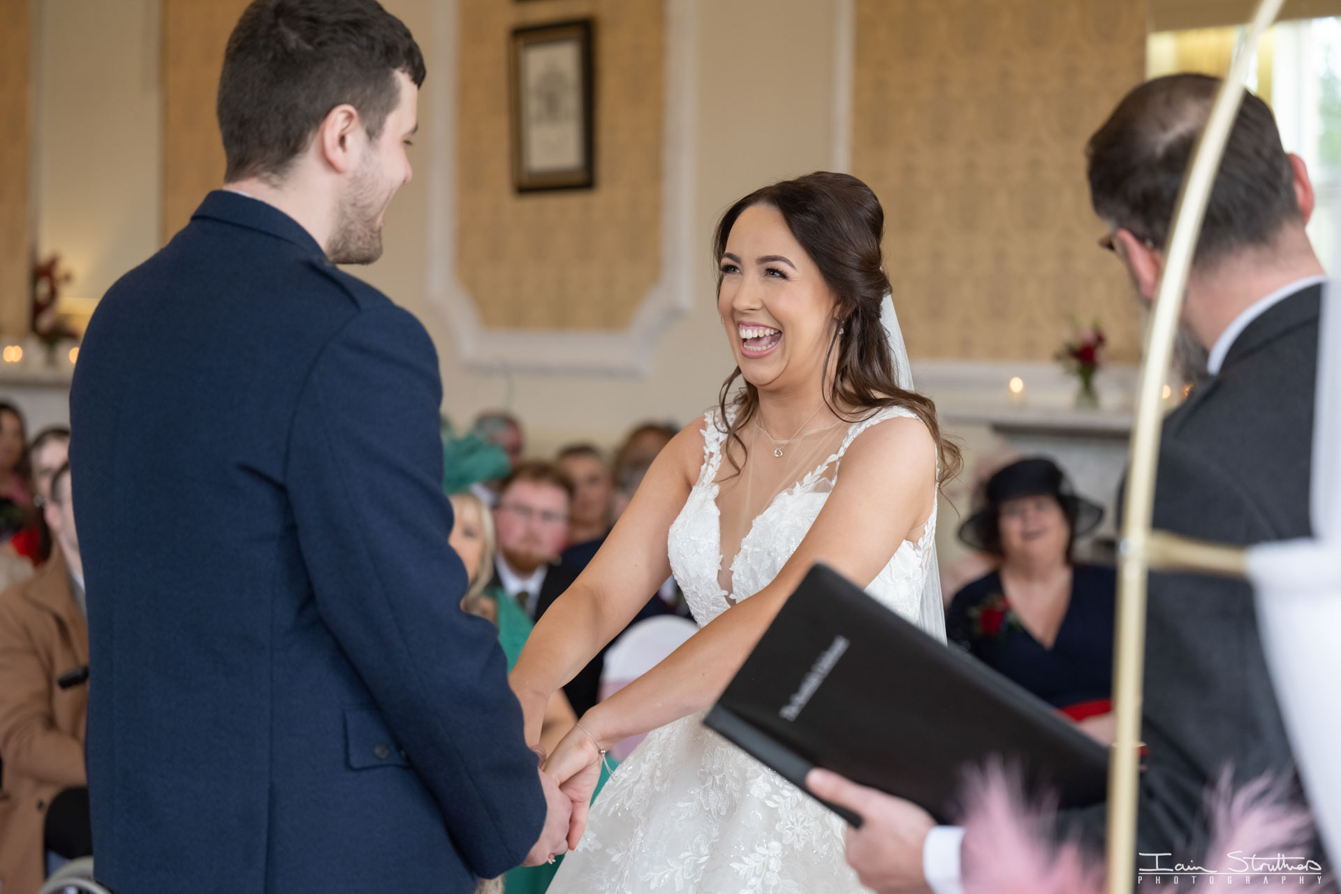 Rachel & Max wedding photograph 11