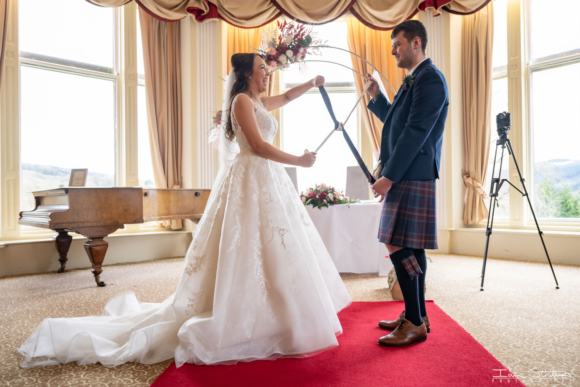Rachel & Max wedding photograph 15