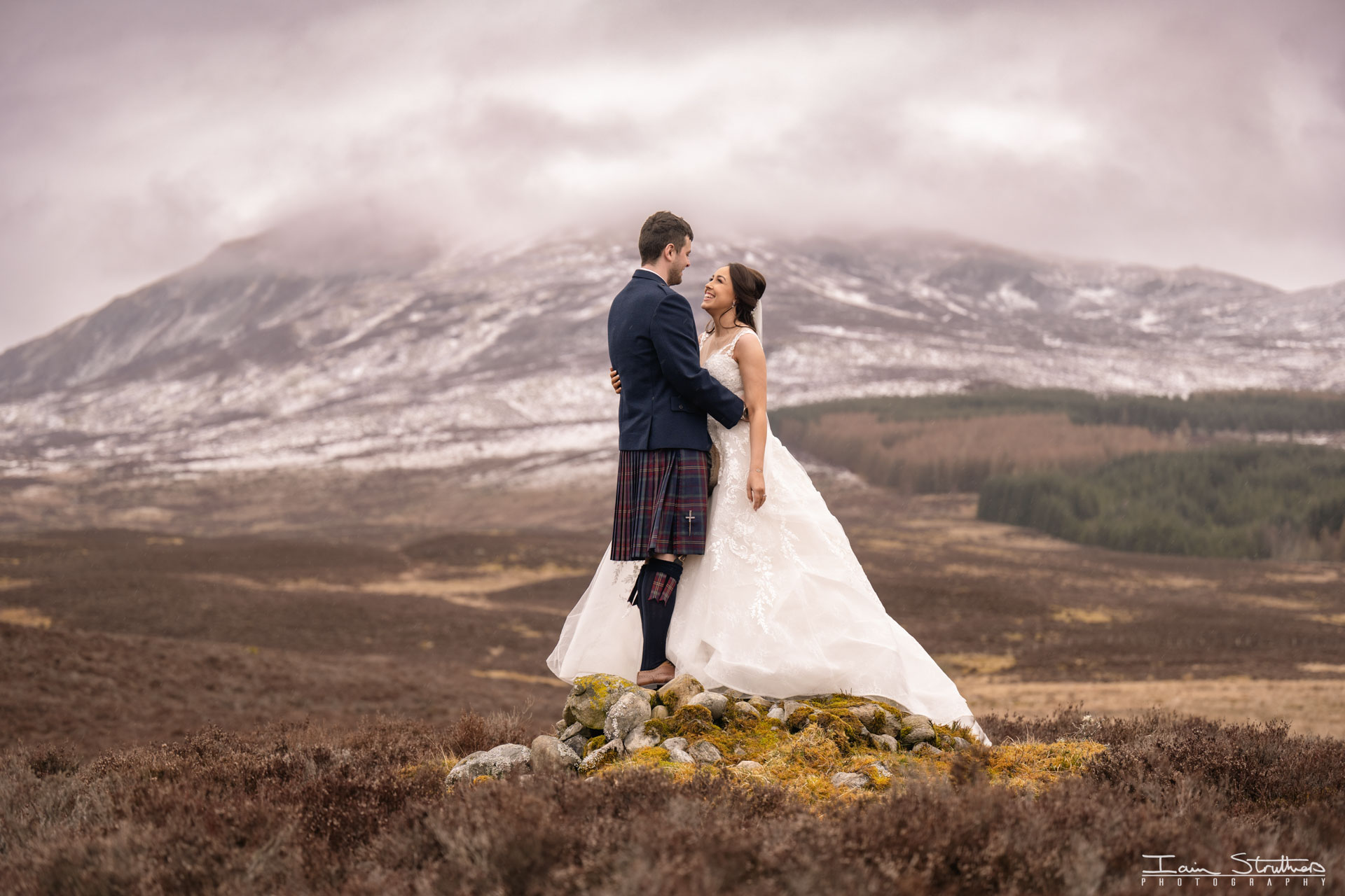 Rachel & Max wedding photograph 28