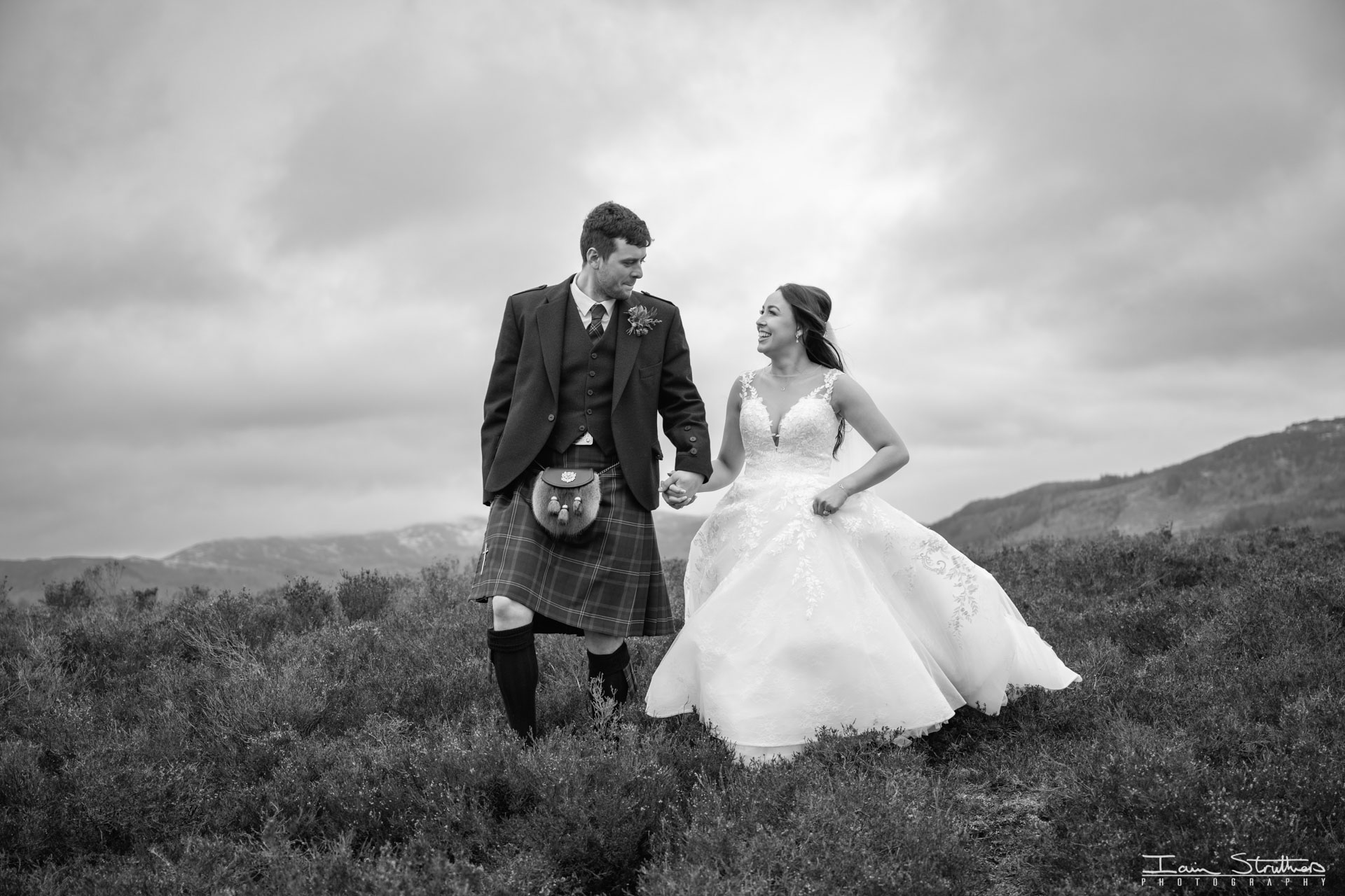 Rachel & Max wedding photograph 33