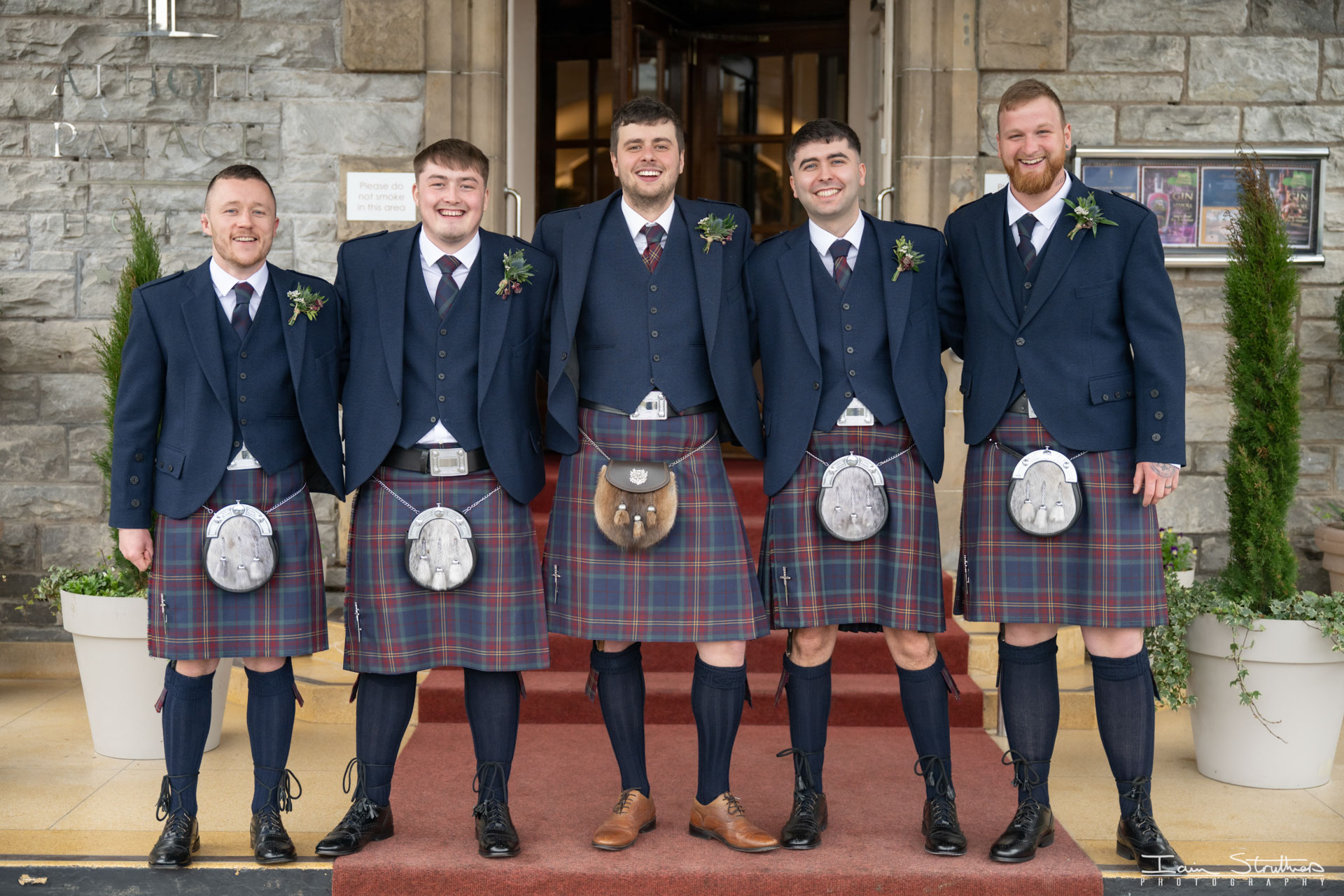 Rachel & Max wedding photograph 3