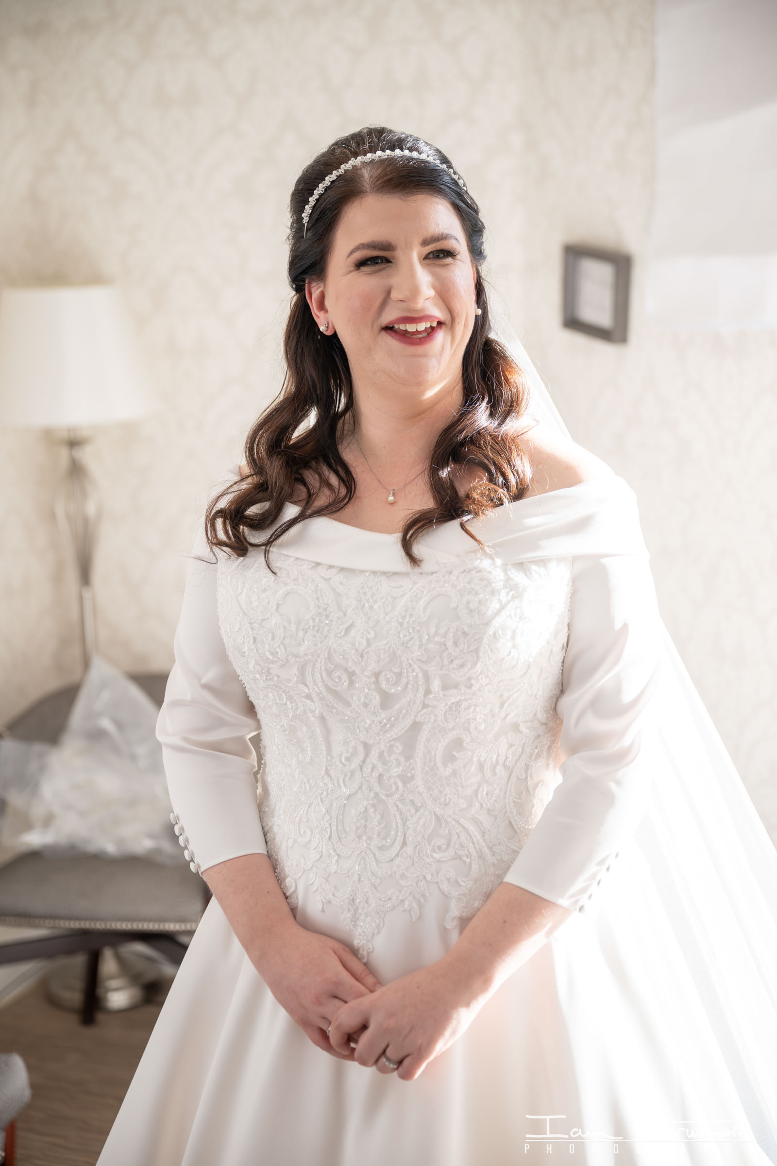 Robyn & Daniel wedding photograph 10