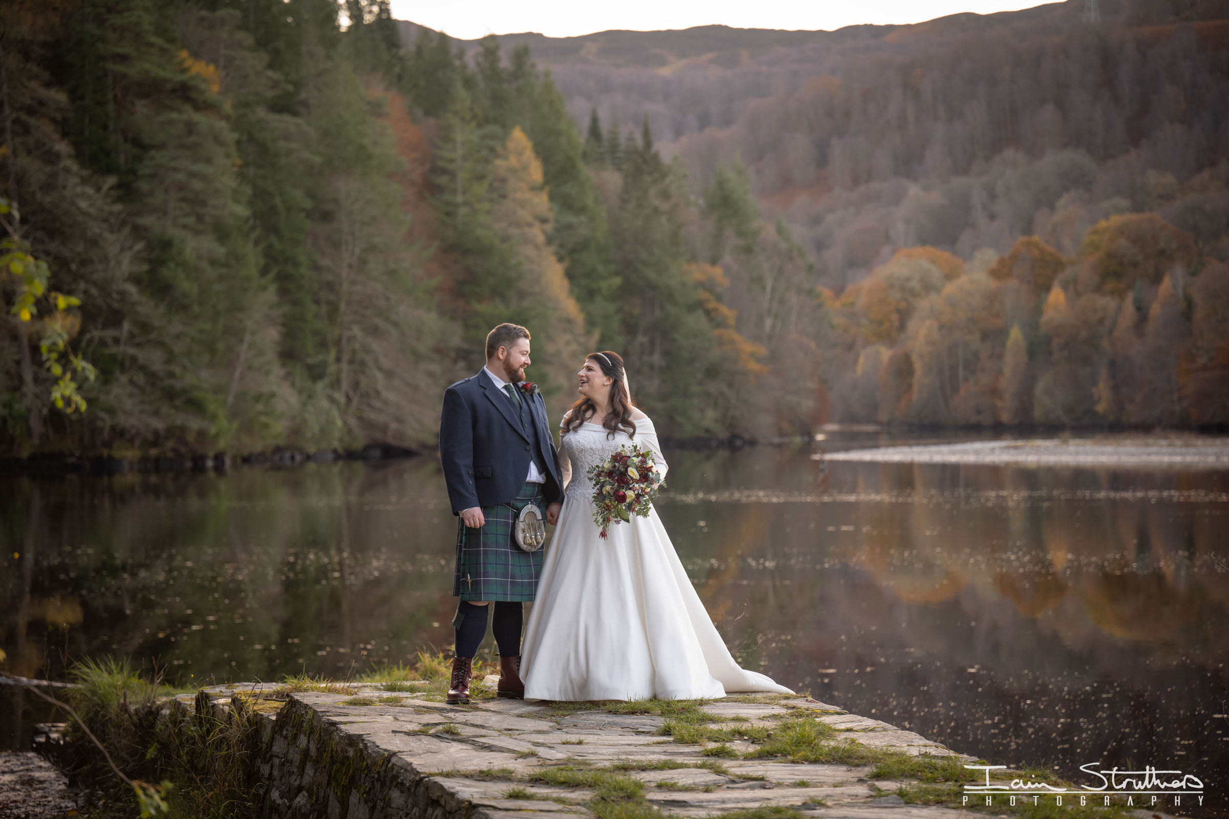 Robyn & Daniel wedding photograph 37