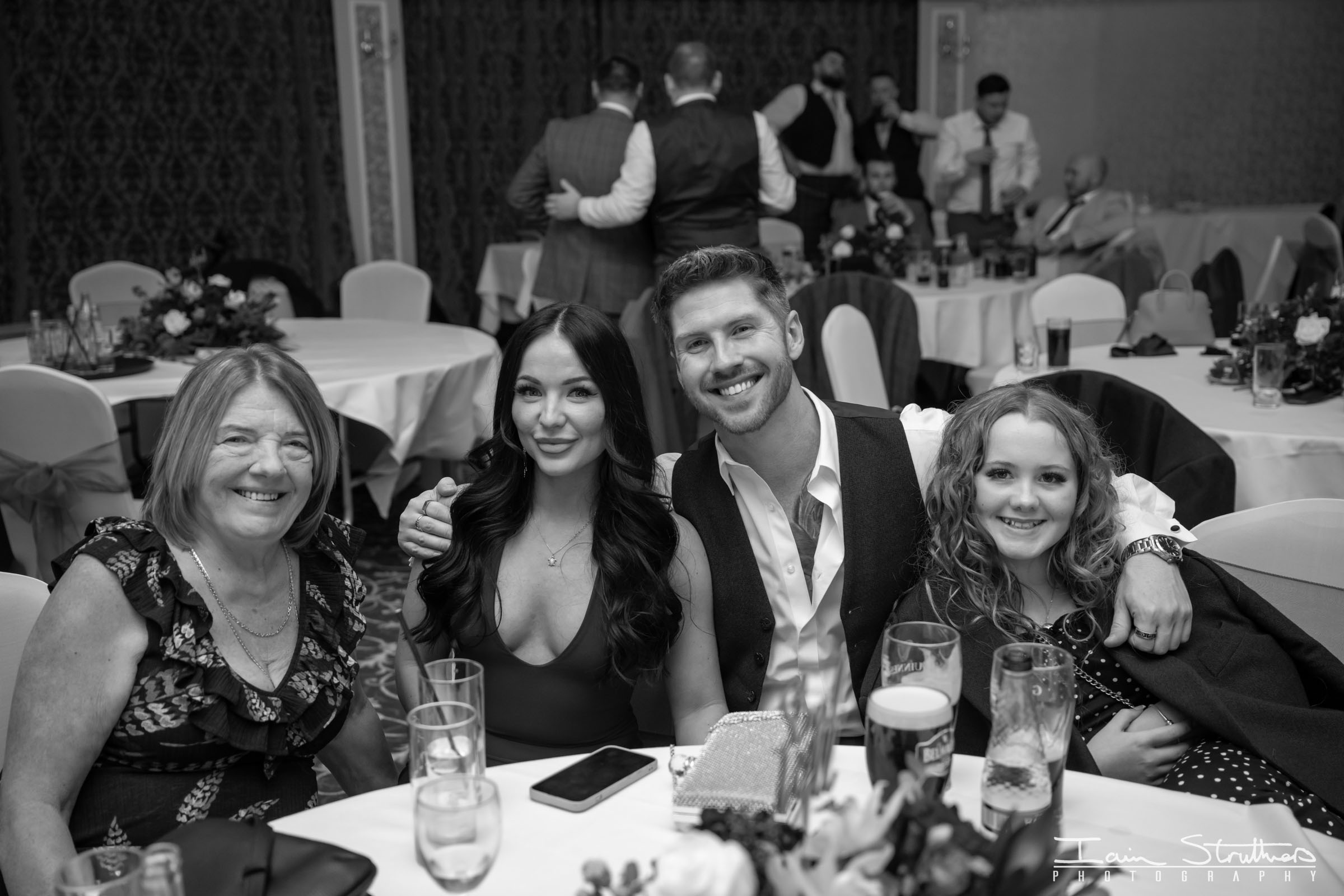 Robyn & Daniel wedding photograph 77