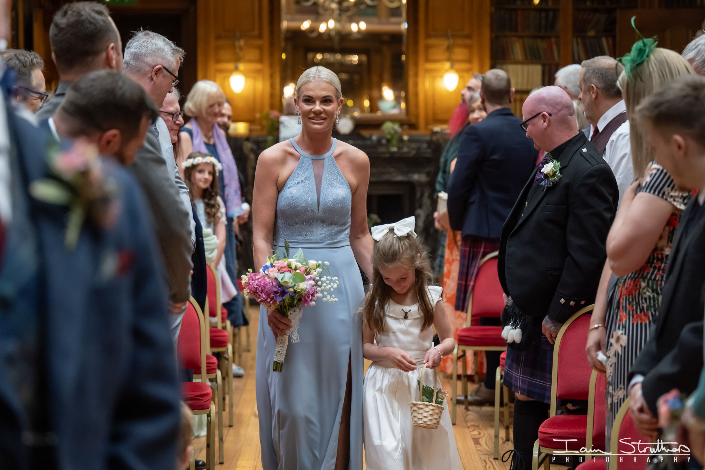 Rona & Ross wedding photograph 16