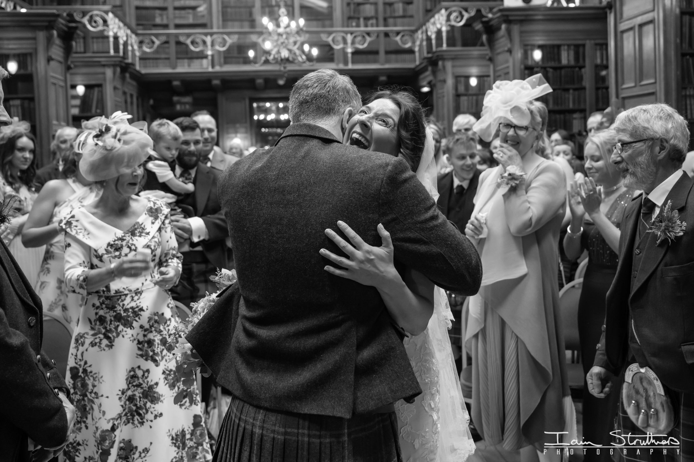 Rona & Ross wedding photograph 18