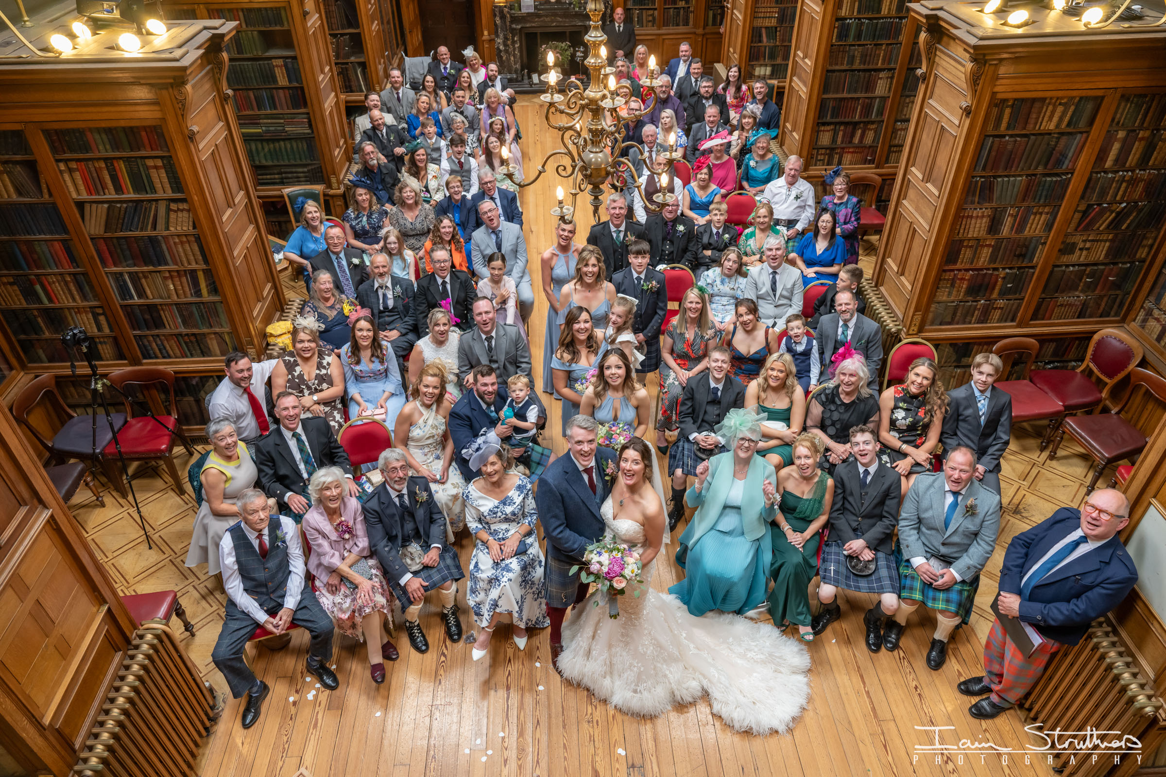Rona & Ross wedding photograph 25