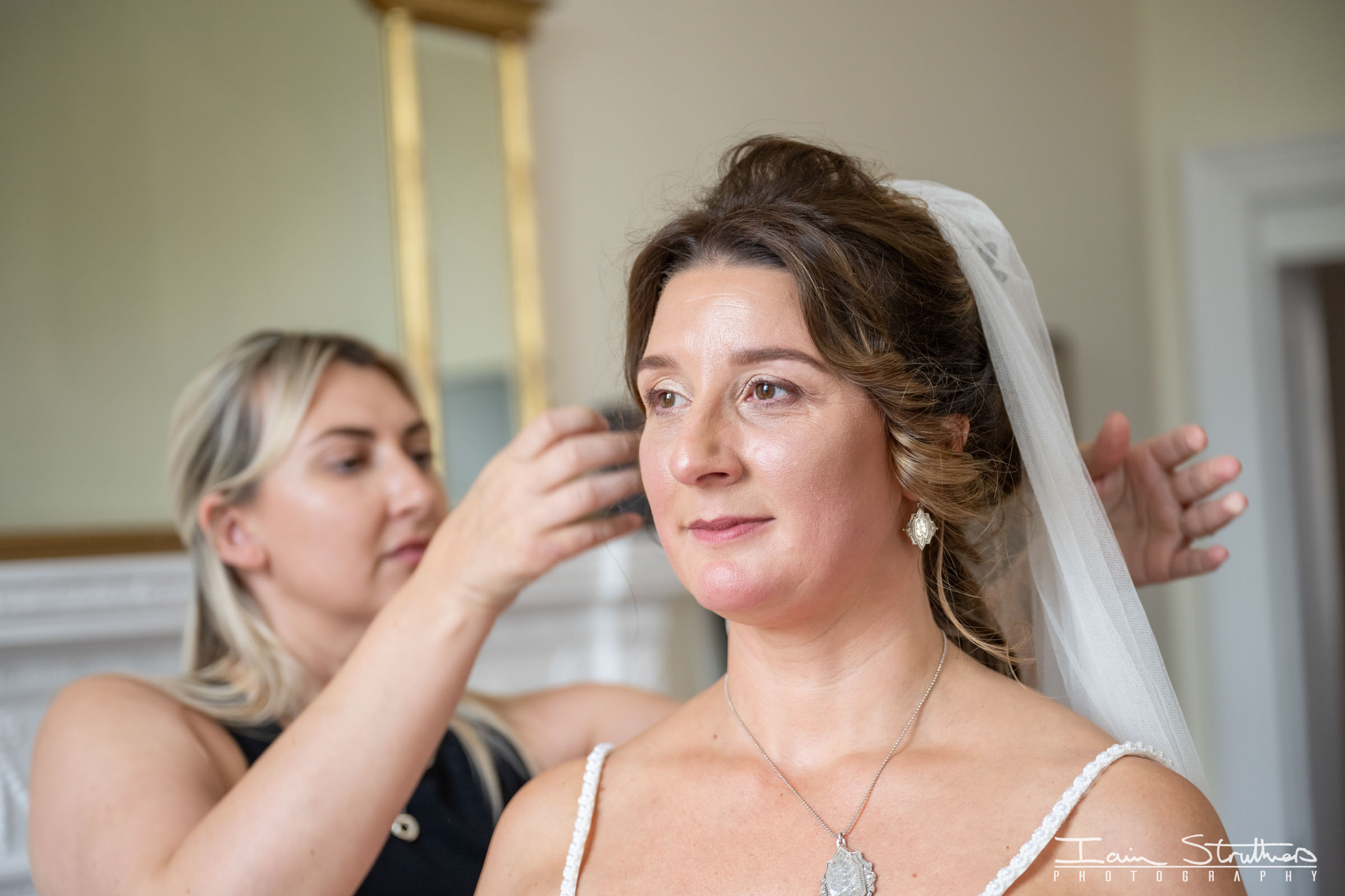 Rona & Ross wedding photograph 3