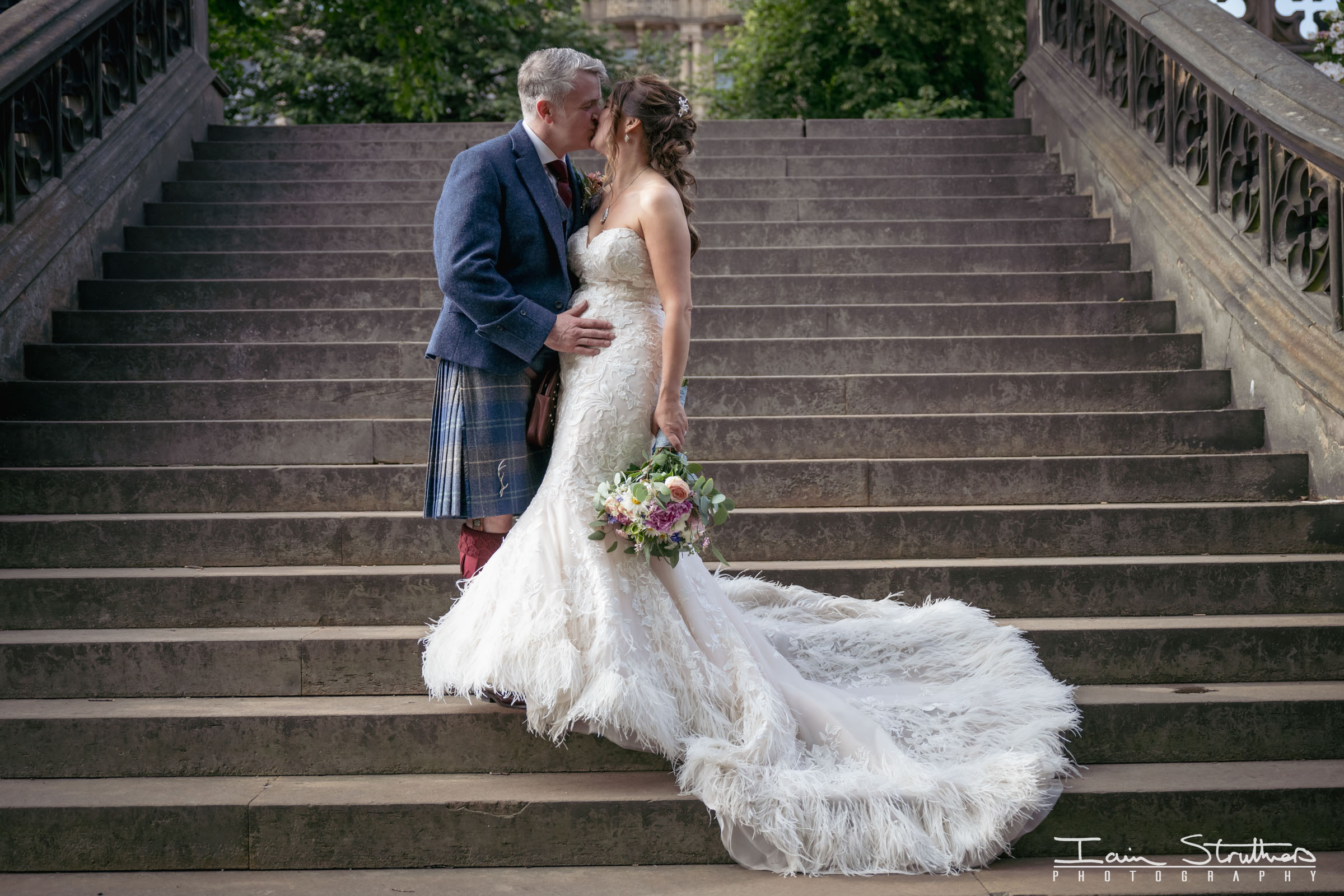 Rona & Ross wedding photograph 51