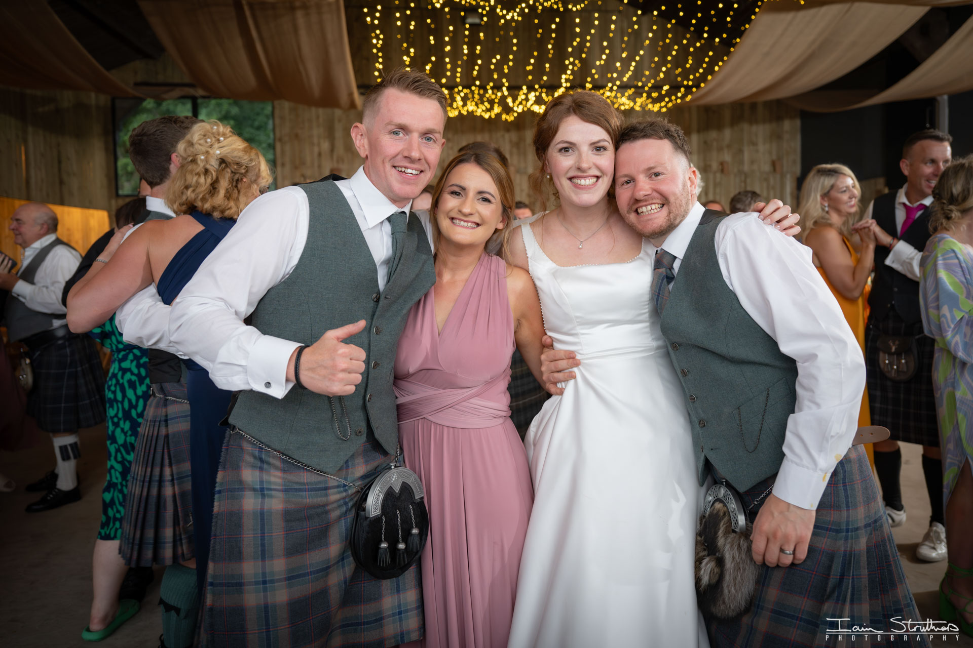 Roy & Adriene wedding photograph 62