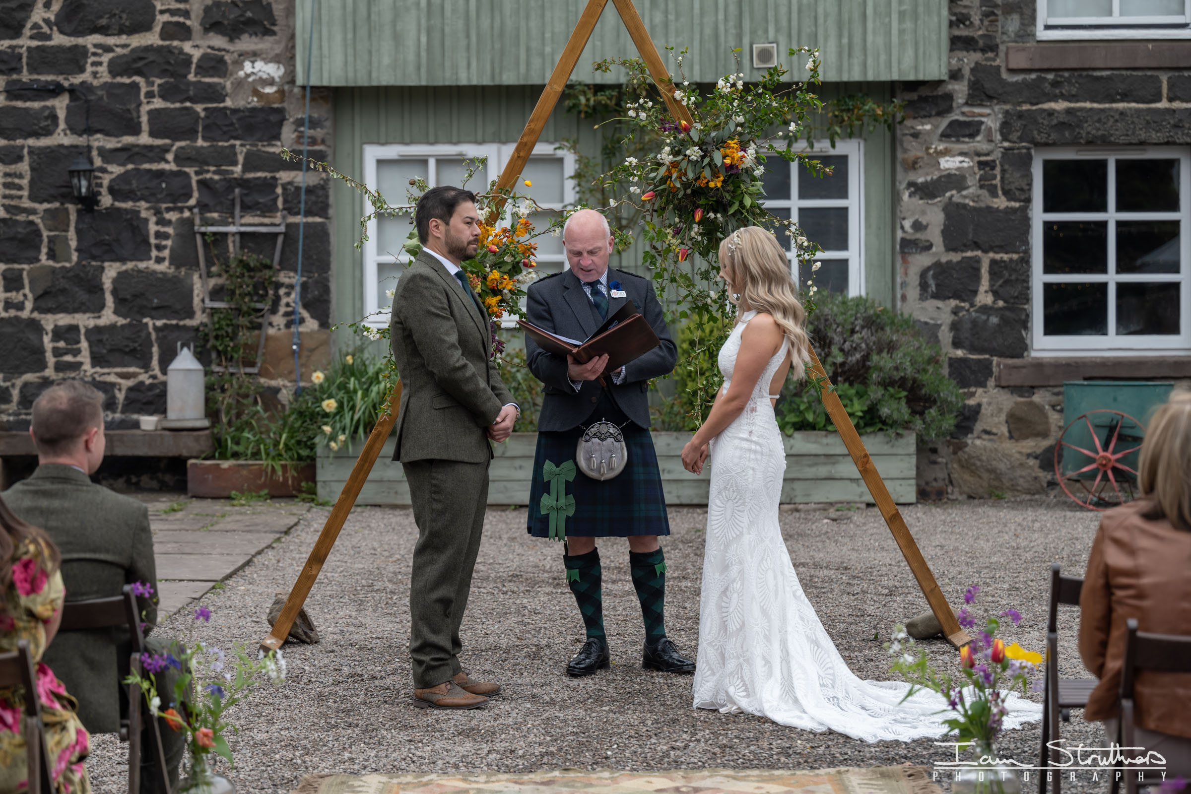 Shannon & Kieran wedding photograph 9