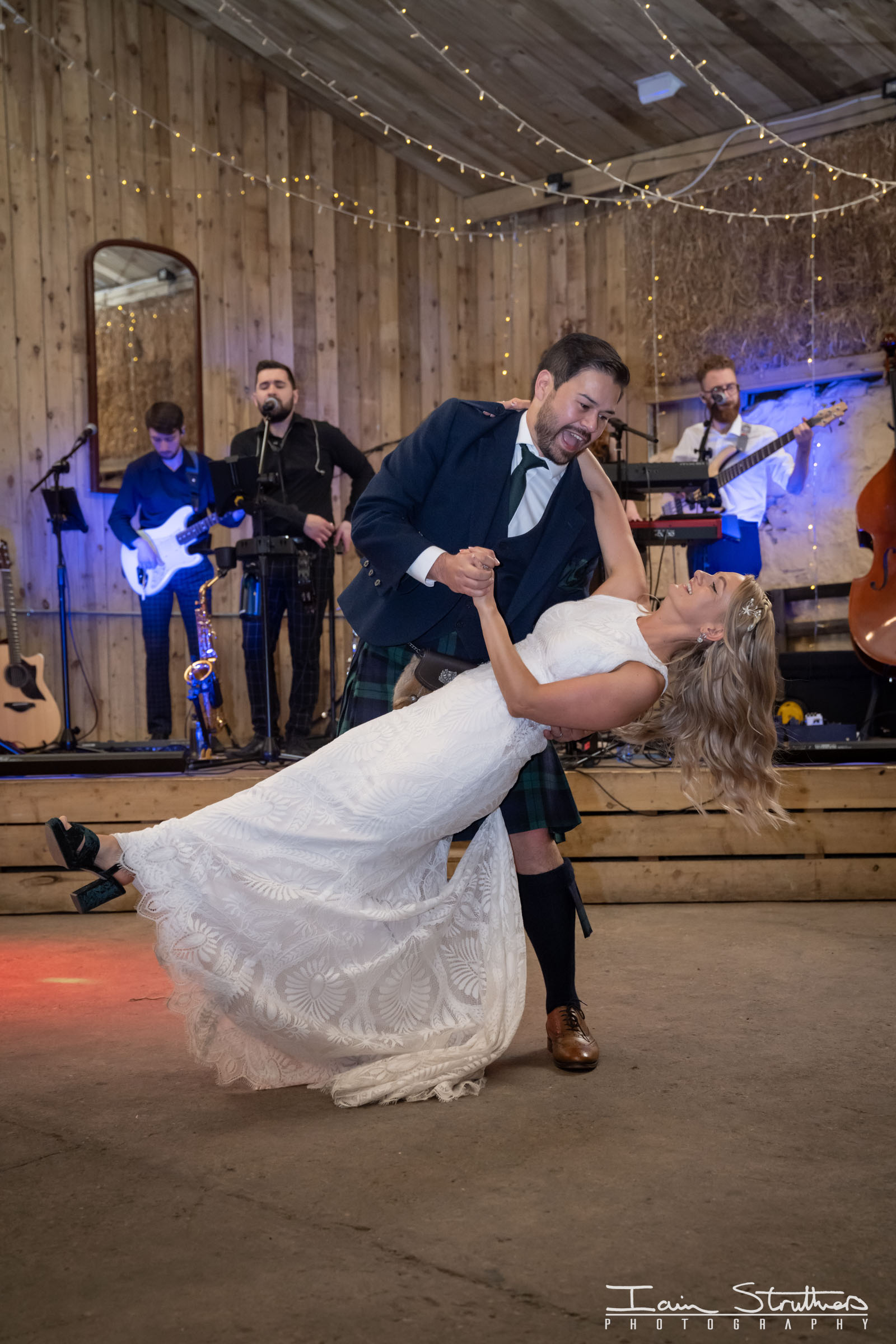 Shannon & Kieran wedding photograph 48